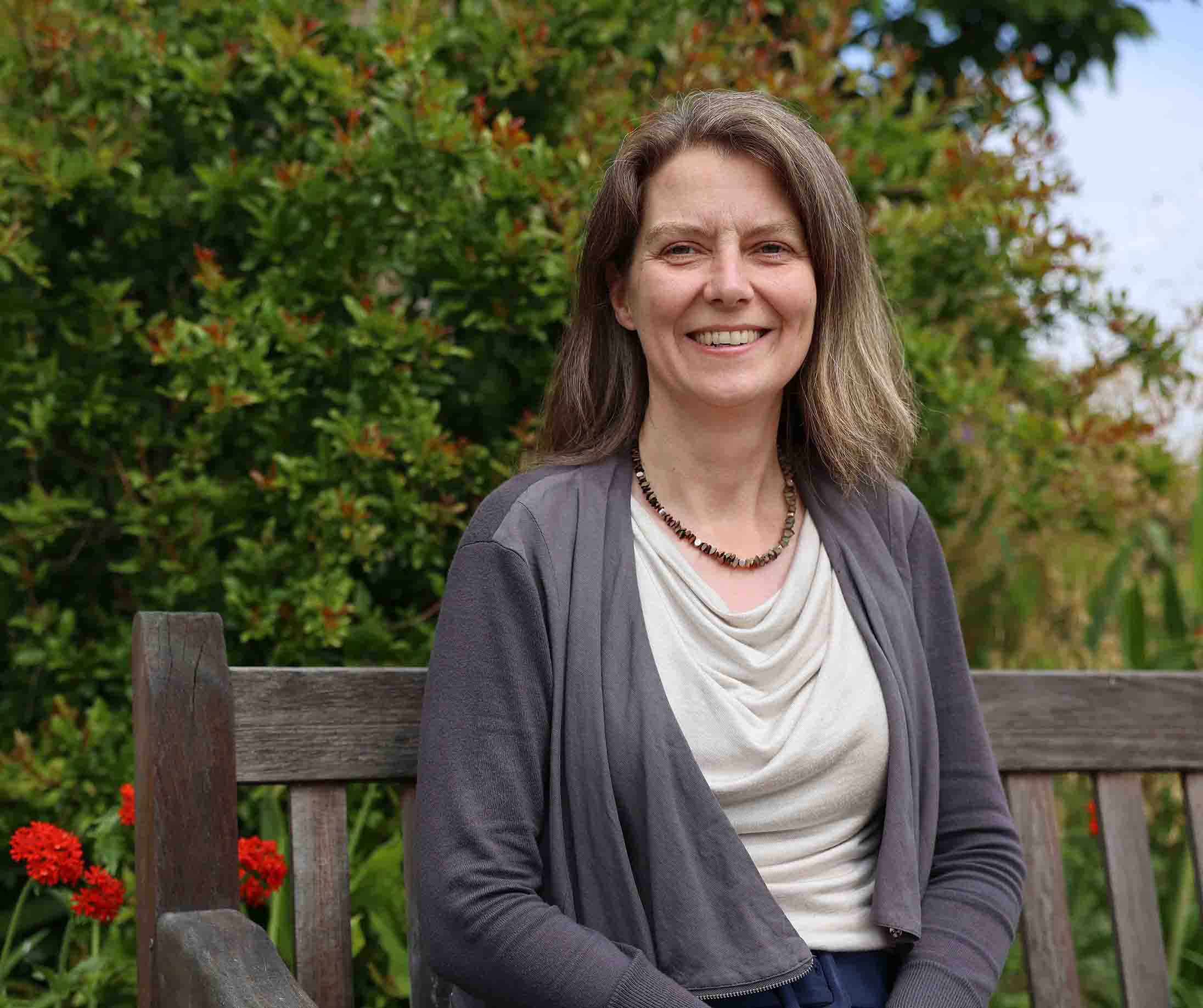 Prof Siwan Davies