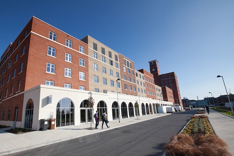 Students walking along Bay Campus