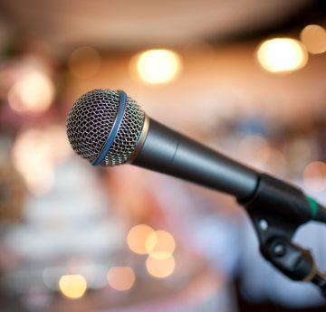 Microphone