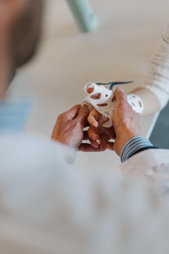 A prosthetic finger