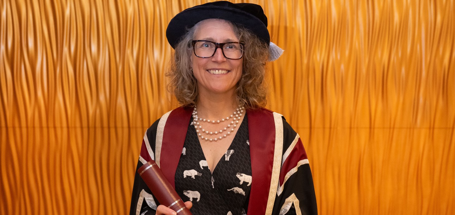 Dr Kate Evans