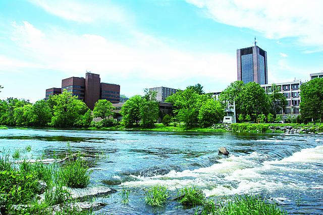 carleton University campus 