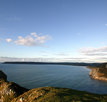 Image of sea from a cliff