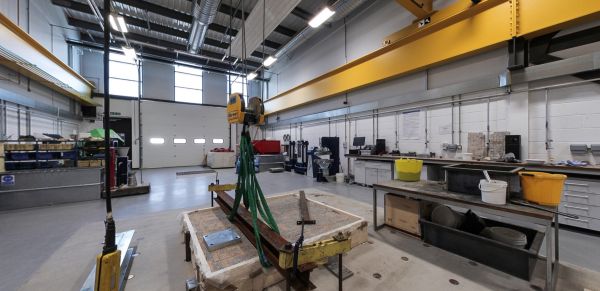 Heavy Structures/Concrete Lab with overhead crane and concrete testing area